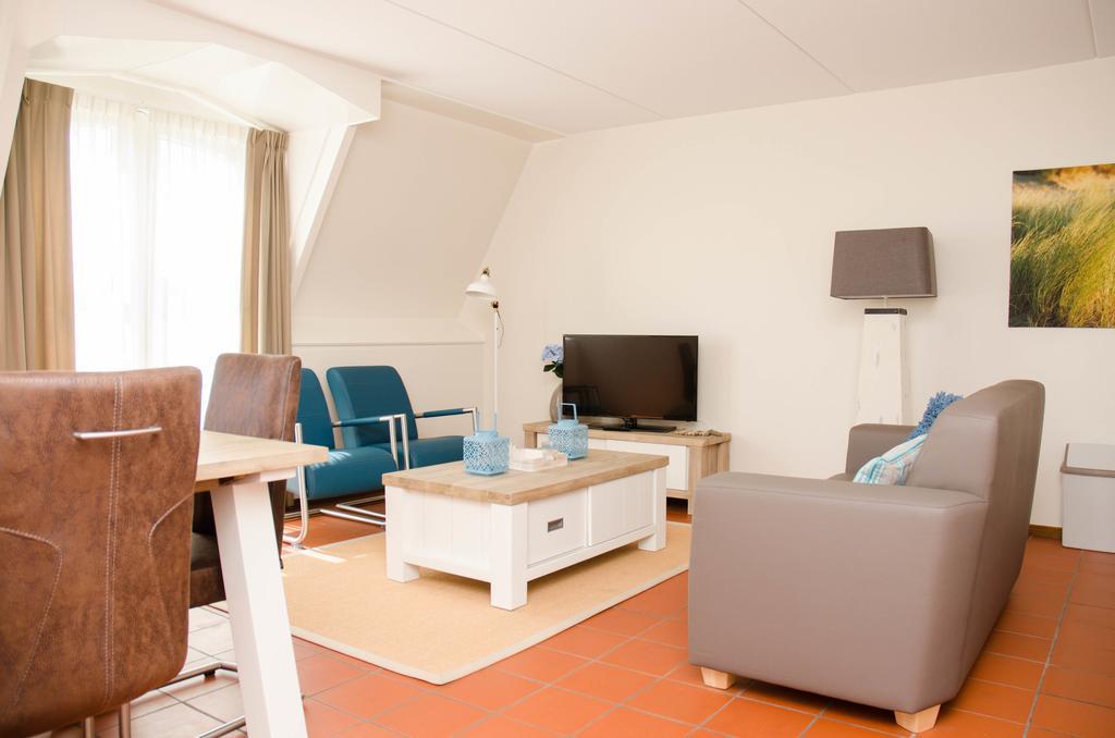 Hotel Graaf Bernstorff Schiermonnikoog Room photo