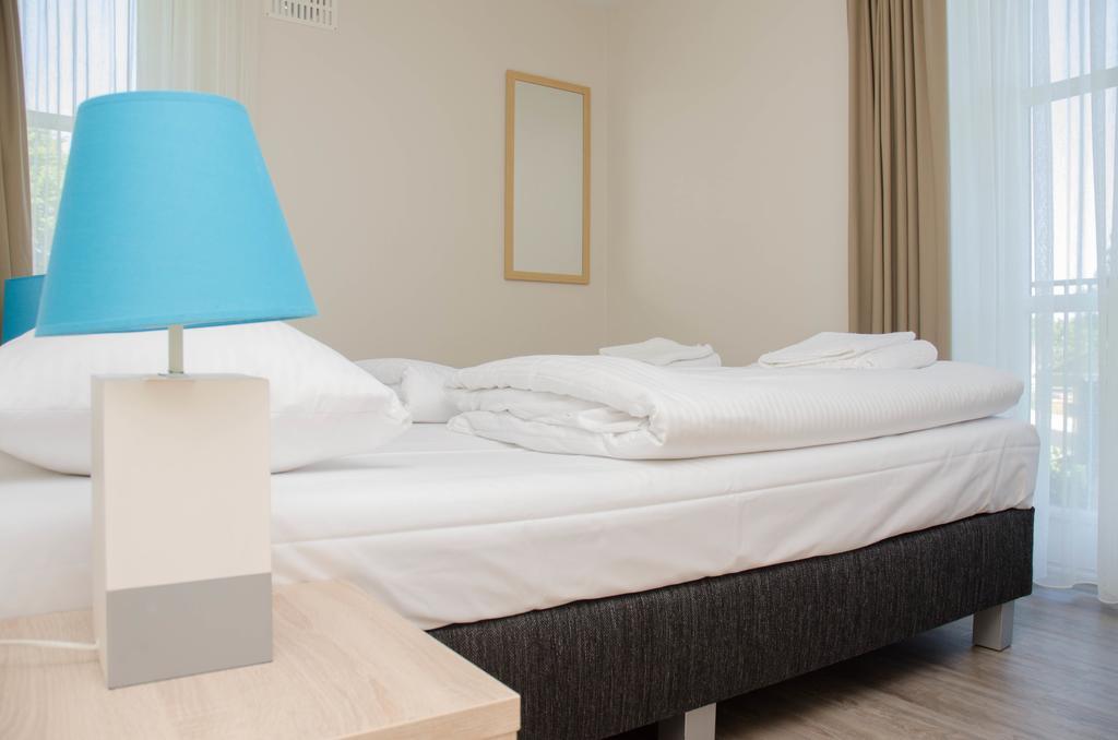 Hotel Graaf Bernstorff Schiermonnikoog Room photo